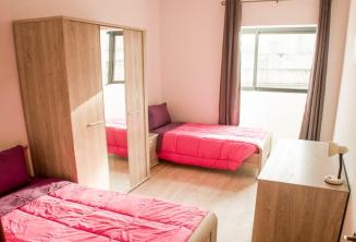 Ubytovanie v dvojposteľovej izbe v jazykovej škole na Malte